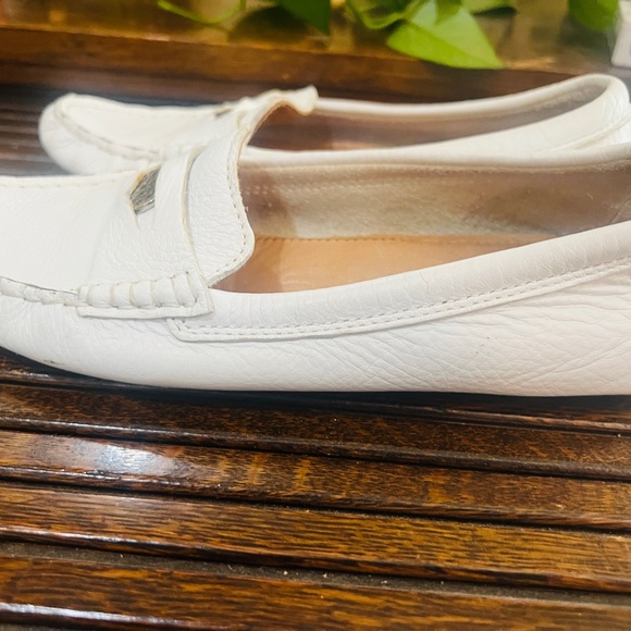 Coach whiteb Leather Loafers with Silver Accent - Picture 2 of 7